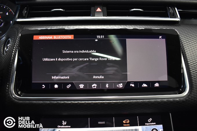 LAND ROVER Range Rover Velar 2.0D I4 240 CV R-Dynamic